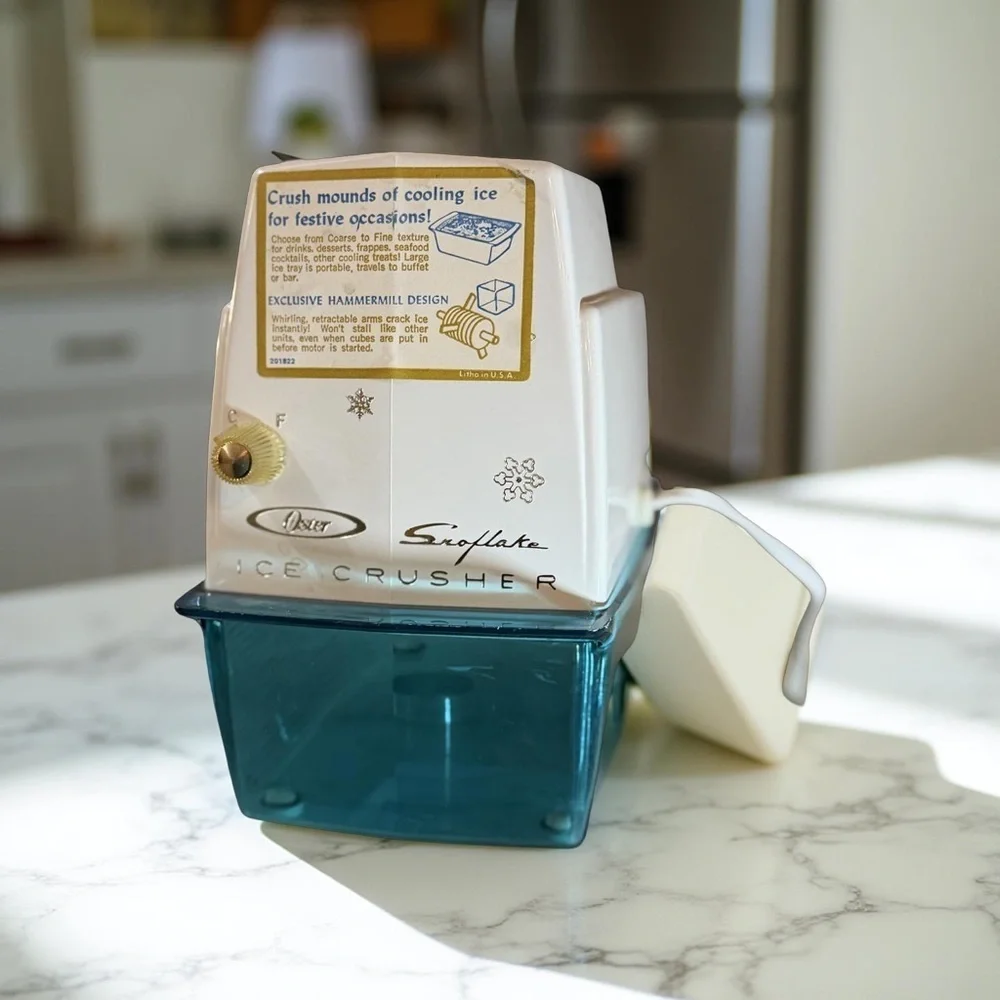 Oster Ice Crusher with Teal Base